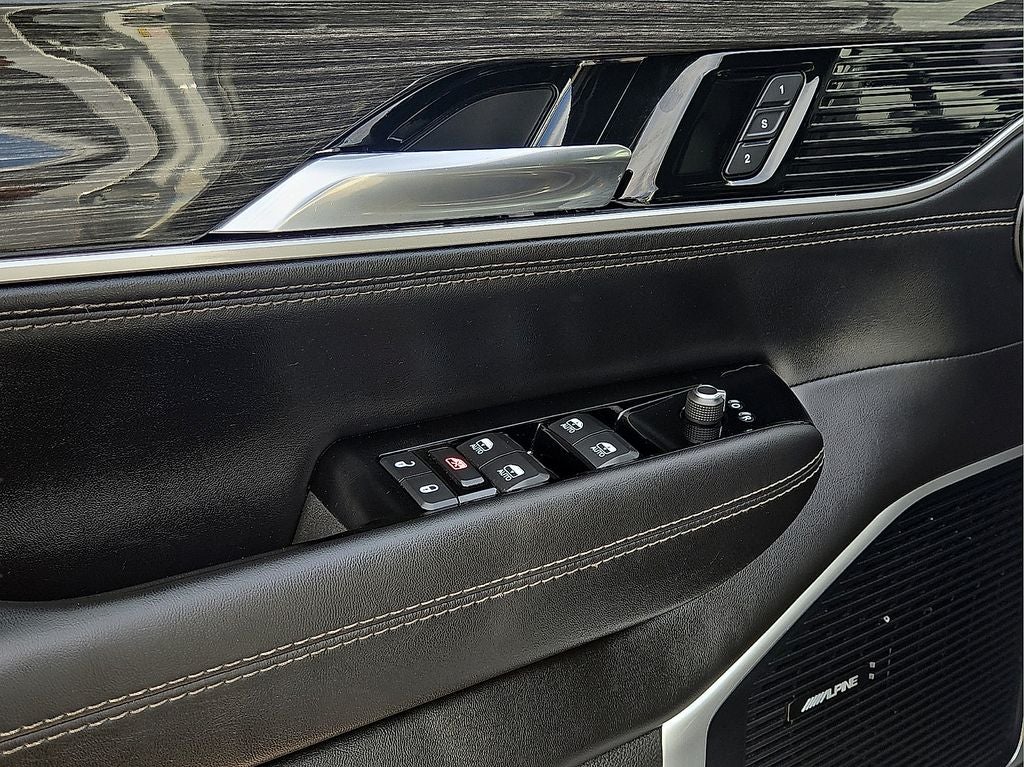 2022 Jeep Wagoneer Series III