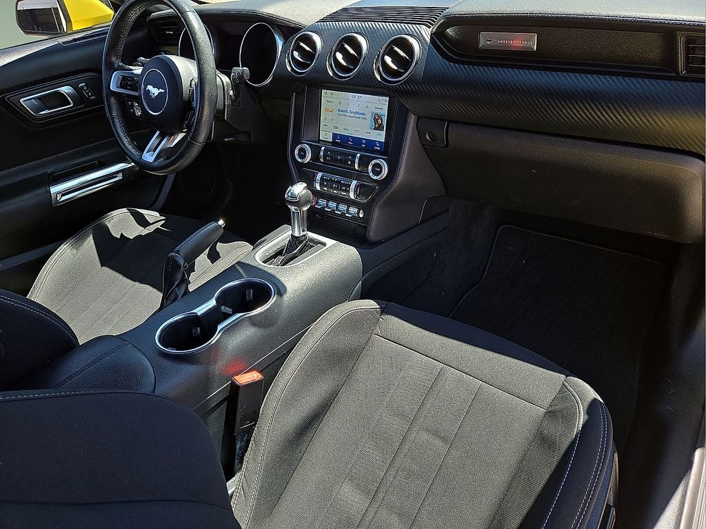 2021 Ford Mustang EcoBoost