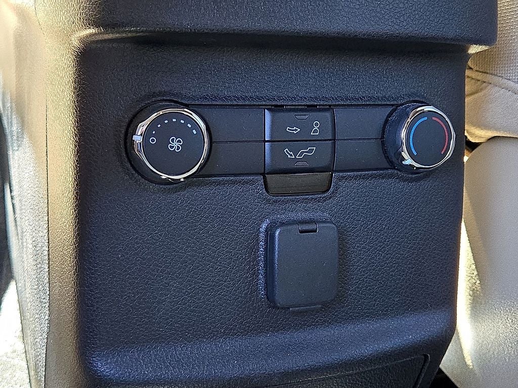 2017 Ford Explorer Base