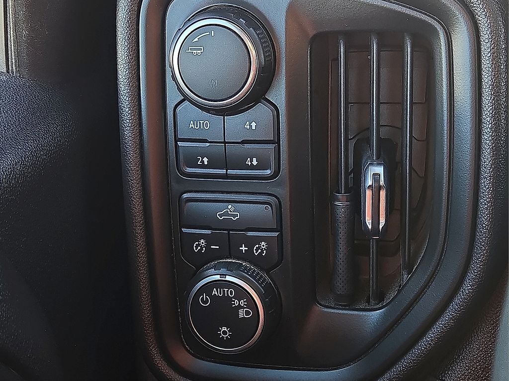 2021 Chevrolet Silverado 1500 Custom Trail Boss