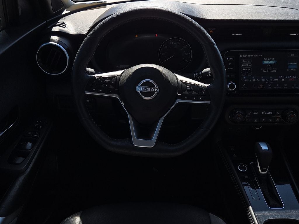 2023 Nissan Kicks SR