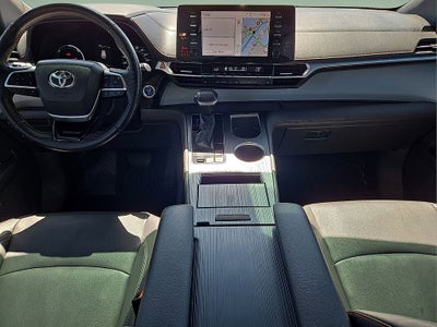 2021 Toyota Sienna XSE 7 Passenger