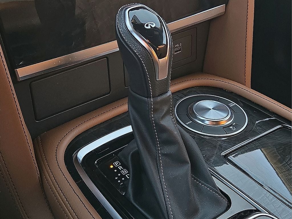 2023 INFINITI QX80 Premium Select