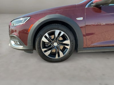 2019 Buick Regal TourX Essence