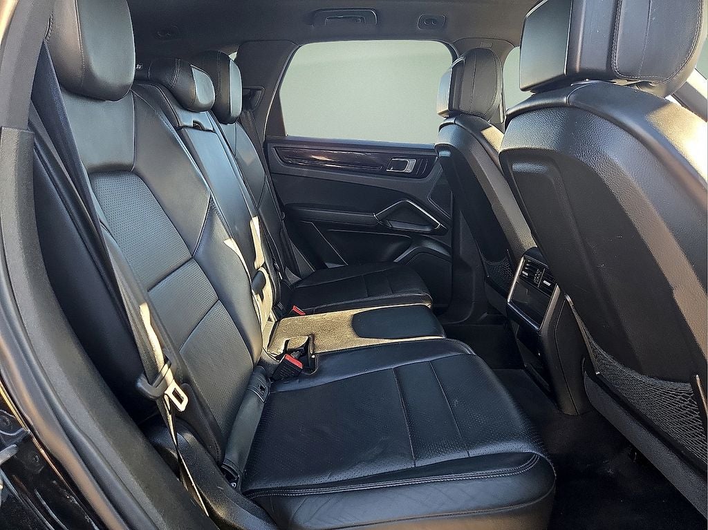 2019 Porsche Cayenne Base