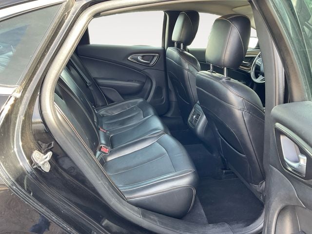 2015 Chrysler 200 C