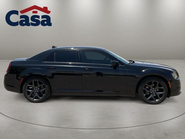 2023 Chrysler 300 Touring