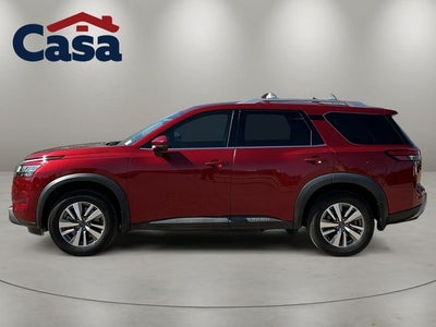 2022 Nissan Pathfinder SL