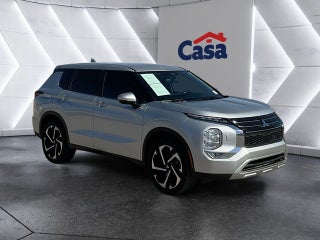 2023 Mitsubishi Outlander SE