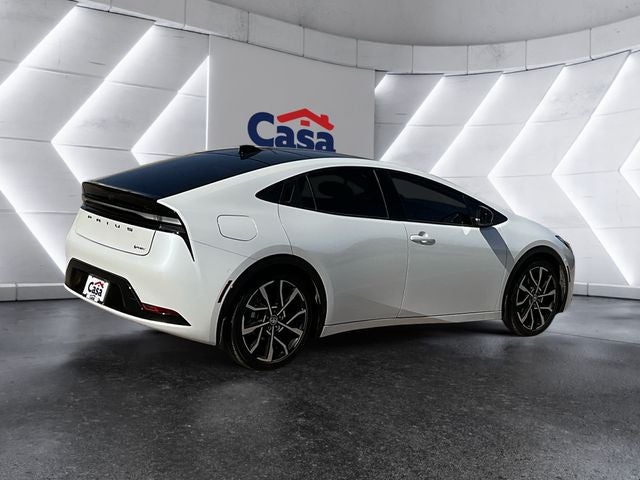 2025 Toyota Prius Plug-In Hybrid SE