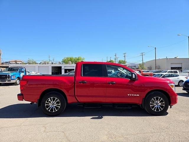2024 Nissan Titan SV