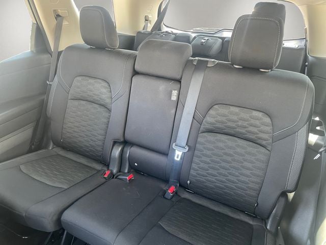 2023 Nissan Pathfinder SV