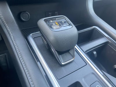2023 Nissan Pathfinder SV