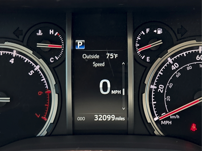 2022 Toyota 4Runner TRD Off-Road