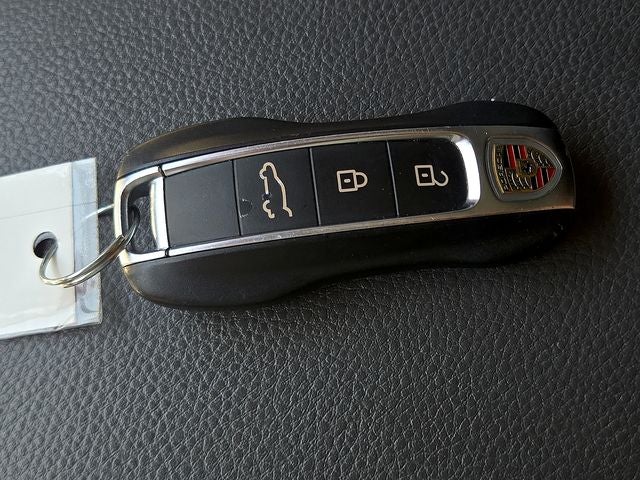 2021 Porsche Cayenne Base