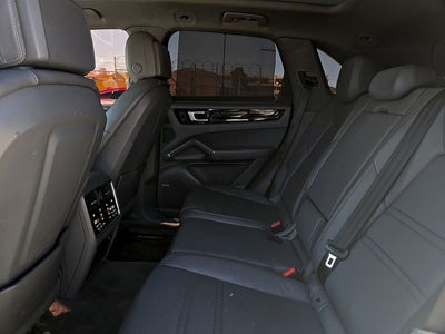 2021 Porsche Cayenne Base