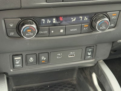 2023 Nissan Frontier SV