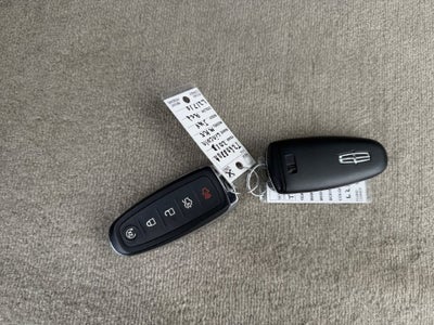 2013 Lincoln MKX Base
