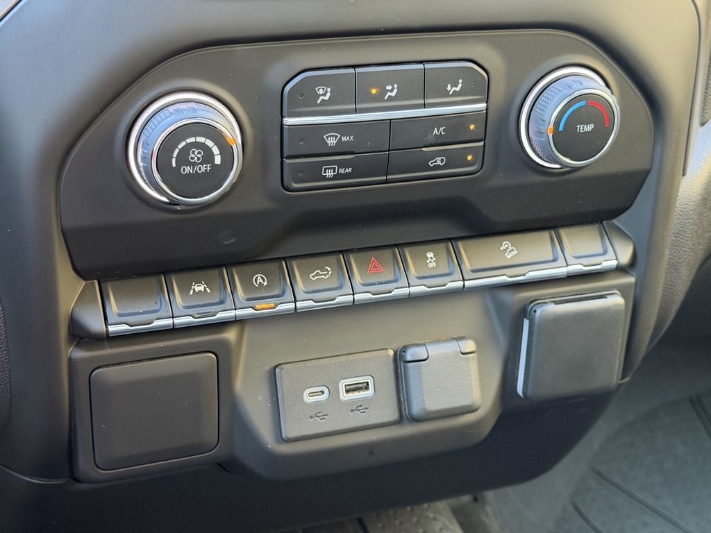 2023 Chevrolet Silverado 1500 Custom Trail Boss