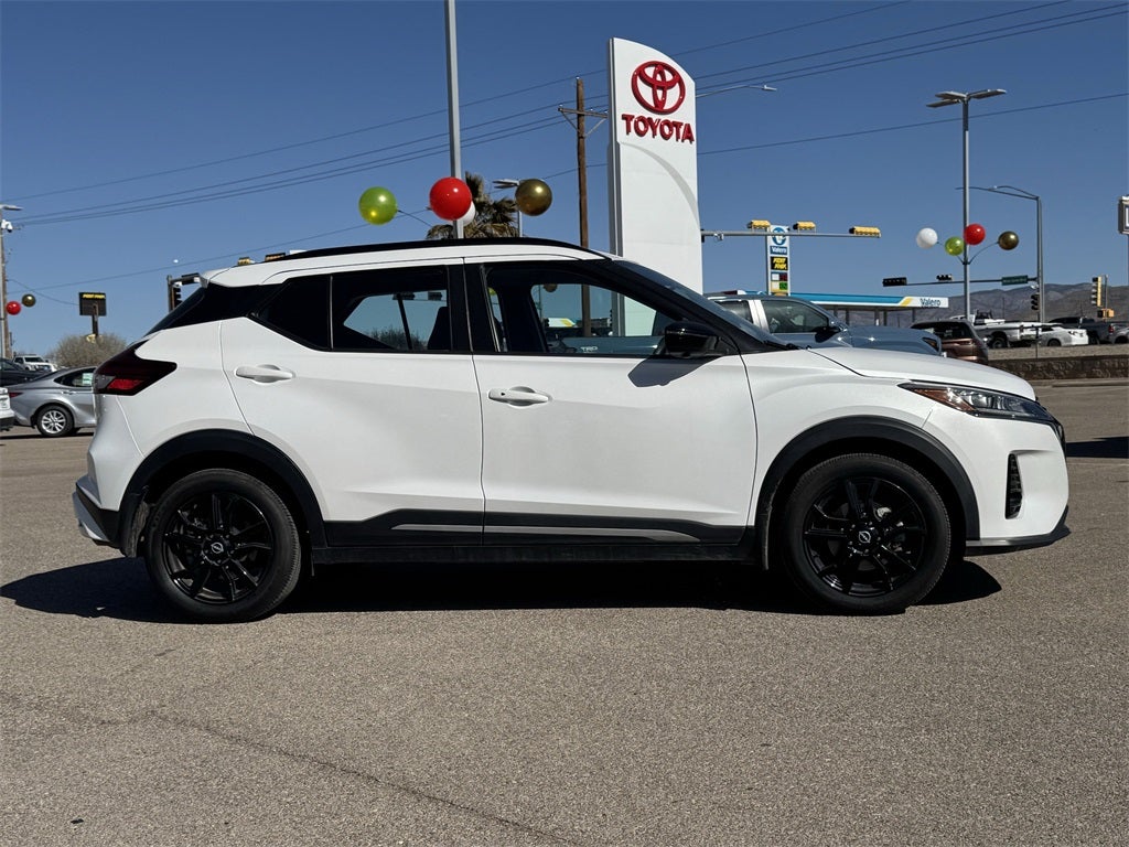 2024 Nissan Kicks SR