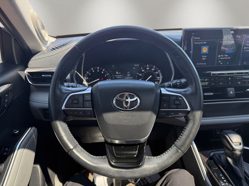 2021 Toyota Highlander Platinum
