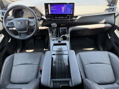 2025 Toyota Sienna XSE 7 Passenger