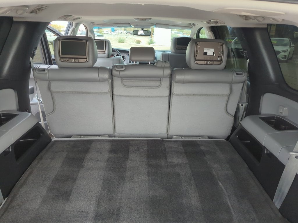 2013 Toyota Sequoia SR5 5.7L
