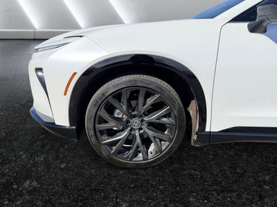 2025 Toyota Crown Signia XLE