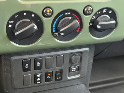 2013 Toyota FJ Cruiser Base