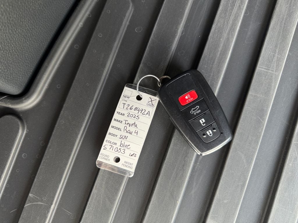 2025 Toyota RAV4 Hybrid XSE