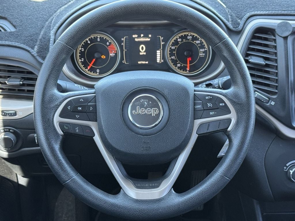 2016 Jeep Cherokee Sport