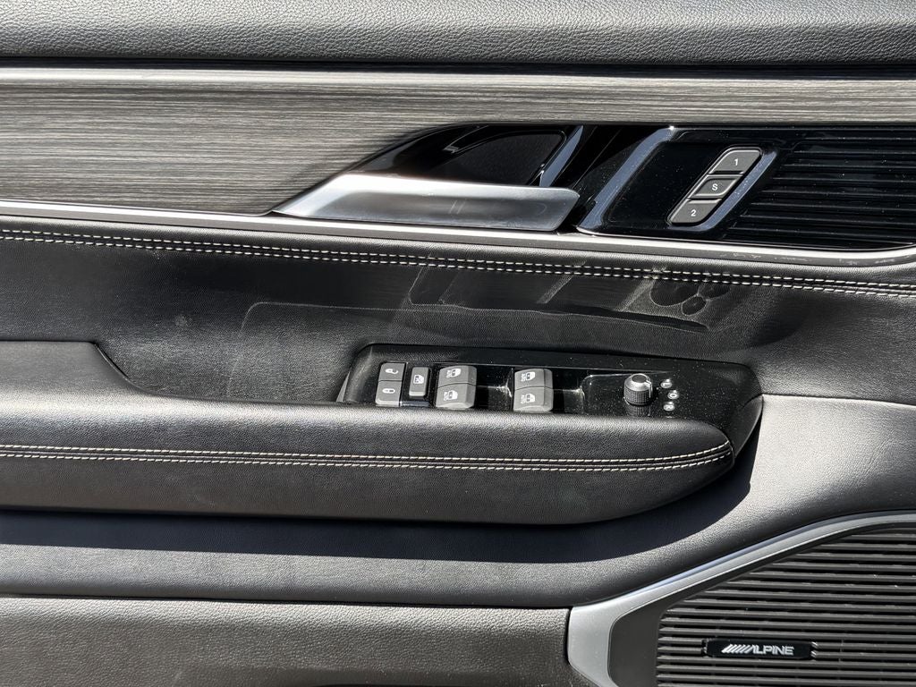 2024 Jeep Wagoneer L Series II 4x4