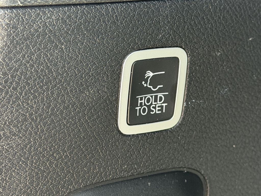 2024 Jeep Wagoneer Series II 4x2