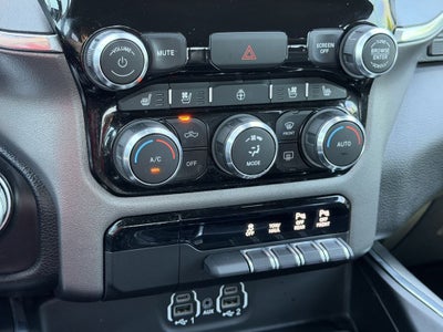 2022 RAM 1500 Laramie Crew Cab 4x4 5'7' Box