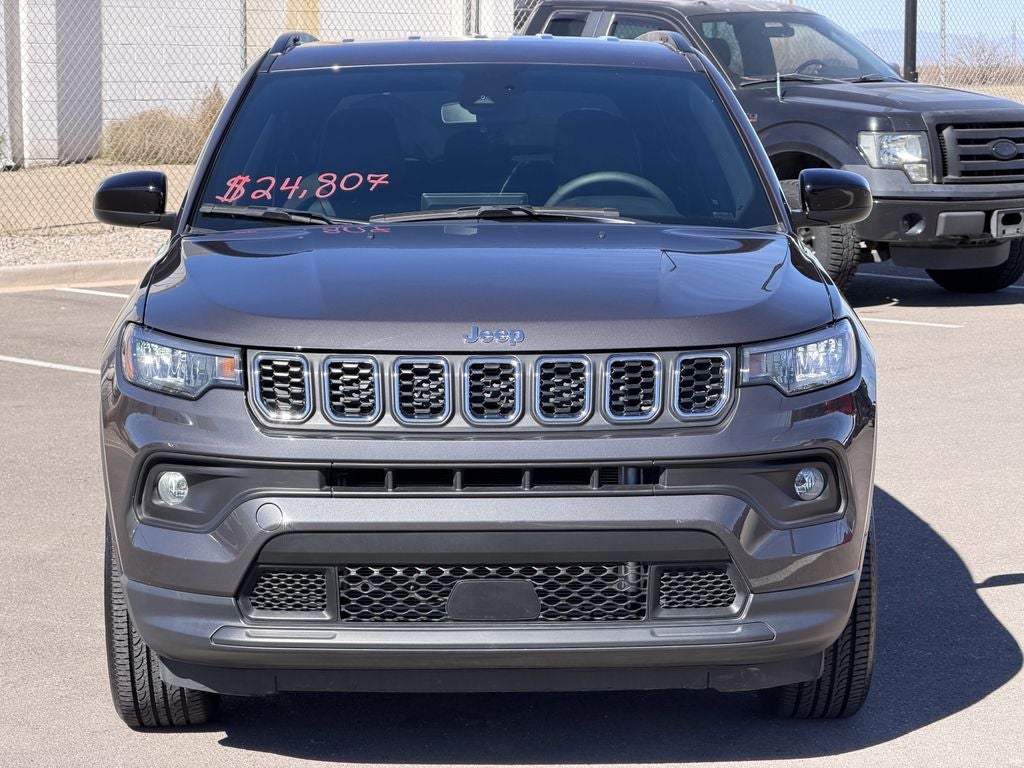 2024 Jeep Compass Latitude Lux FWD