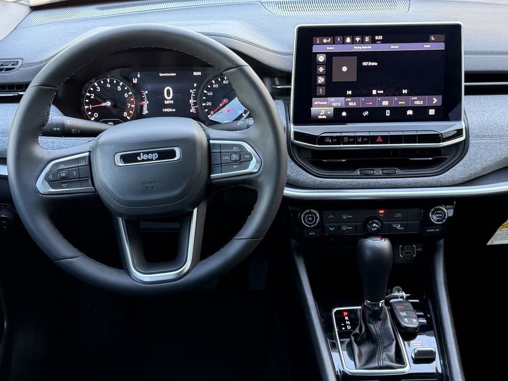 2024 Jeep Compass Latitude Lux FWD