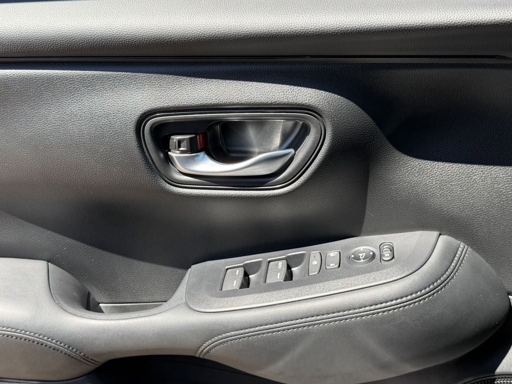 2025 Honda HR-V AWD LX