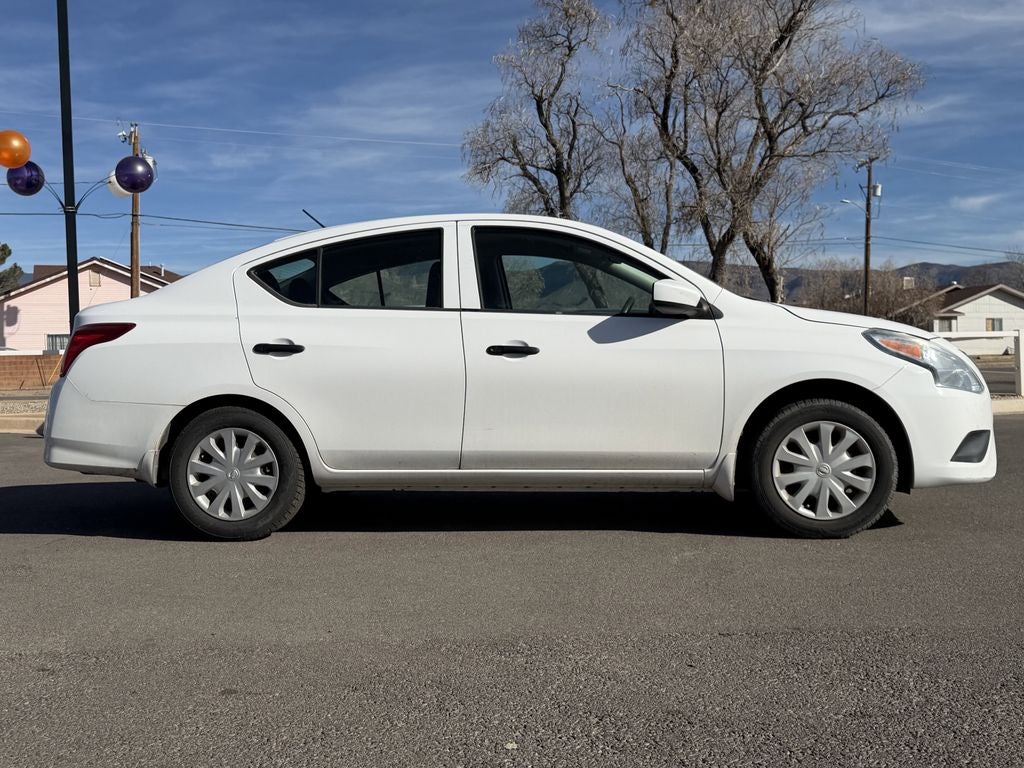 2017 Nissan Versa 1.6 S