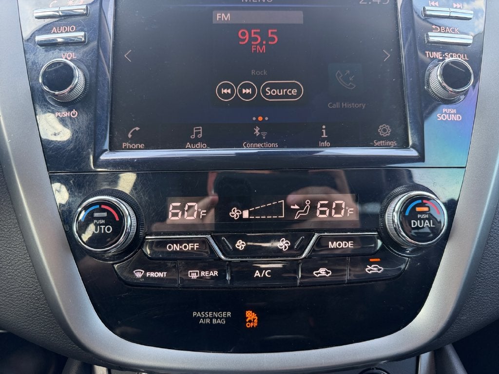 2024 Nissan Murano SV