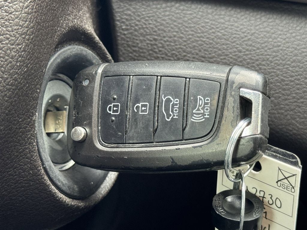 2019 Hyundai Santa Fe SE