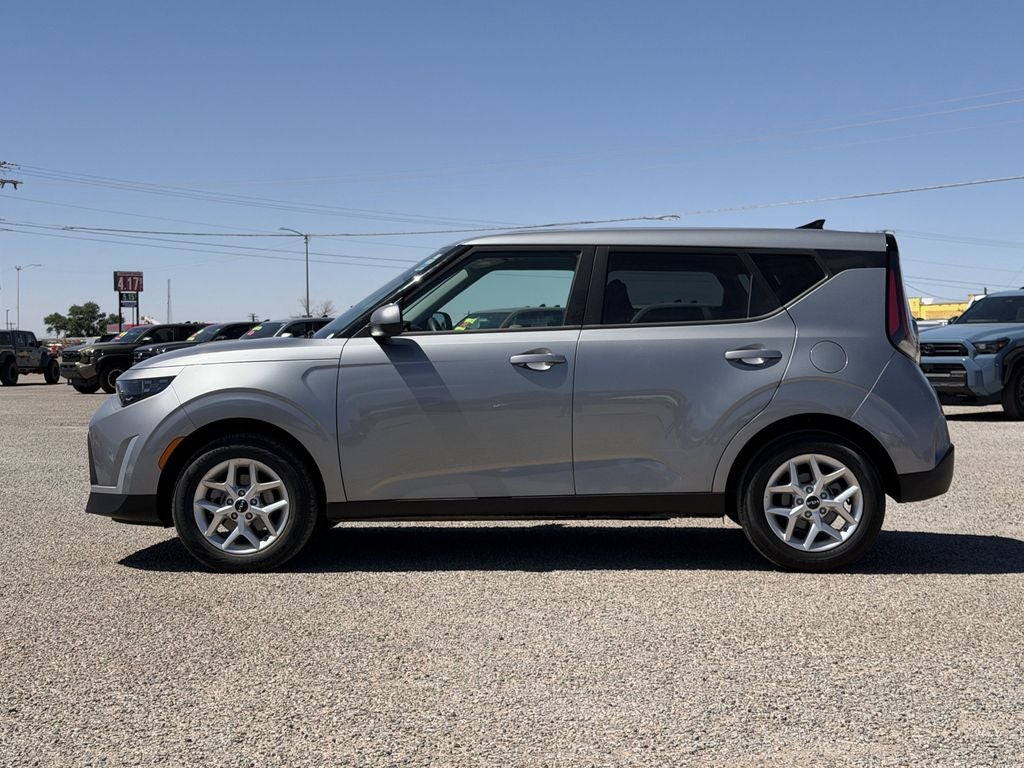 2025 Kia Soul LX