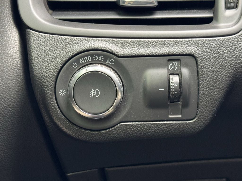 2020 Buick Envision FWD Essence