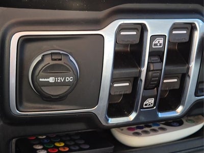 2021 Jeep Wrangler Unlimited Sahara Altitude