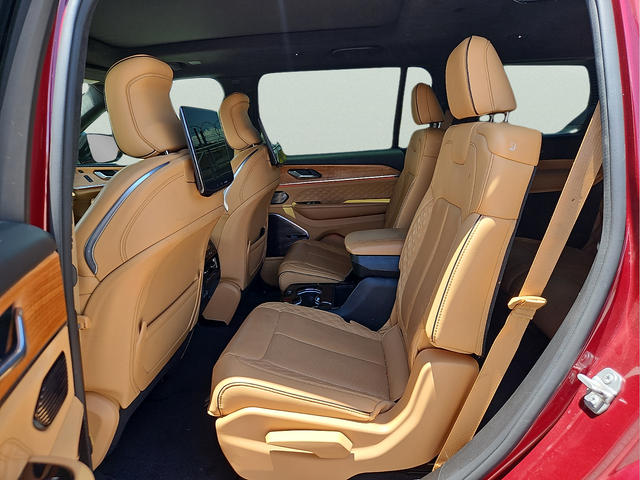 2024 Jeep Grand Cherokee L Summit