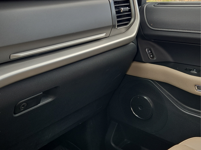 2023 Ford Expedition Max XLT