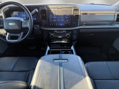 2025 Ford F-350SD Platinum