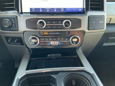 2022 Ford F-350SD Lariat DRW