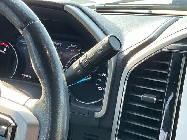2022 Ford F-350SD Lariat DRW