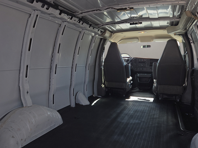 2025 Chevrolet Express 2500 Work Van Cargo