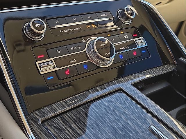 2019 Lincoln Navigator Black Label